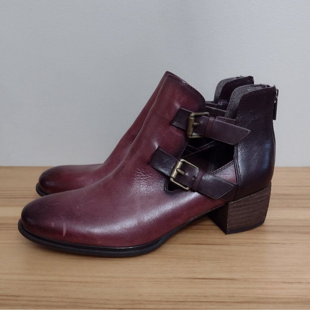 Isola Darnell Burgundy Leather Strappy Buckle Ankle Boots Bootie Womens 8